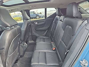 Volvo XC40 B5 Plus 2023 Usado en Buen Estado, Tema Bright - Product Image 3