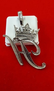 Pendentif Croix Personnalisé en Argent 925 Style Hip Hop, Design Tendance Streetwear Sertie de Diamants Moissanite, Breloques Personnalisées - Product Image 2