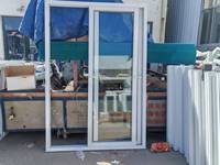 Ventanas y Puerta Corredizas Horizontales de PVC con Doble Acristalamiento de Seguridad y Diseño Moderno para Balcón, Exteriores y Villas