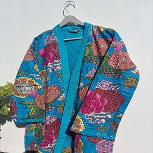 Handmade Kantha <b>Jacket</b> in Floral Abstract <b>Pattern</b> Japanese Kimono Style <b>Quilted</b> Cotton-Filled Long Winter Robe with Belt Closure - Product Image 6