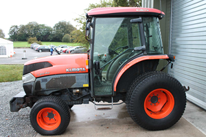 Tractor Agrícola L5040 4WD con Componentes Principales: Motor, Bomba, Caja de Cambios y Rodamientos en Venta - Product Image 3