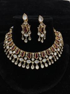 Conjunto de collar de moissanita Kundan hecho a mano de buena calidad para bodas y fiestas disponible a un precio asequible - Product Image 2