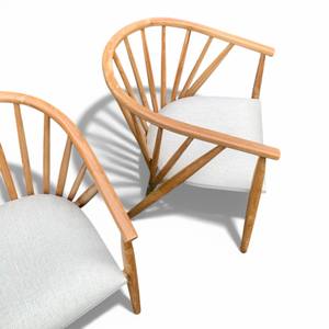 Silla de Comedor de Madera de Teca Maciza de Alta Calidad para Restaurante y Hotel, Asiento Acolchado Cómodo con Diseño Ergonómico de Respaldo Curvo - Product Image 4