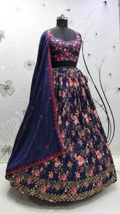 Nueva colección exclusiva de Lehenga Choli con estampado Crush, vestido de seda Sexy bordado semi y completamente cosido para bodas y fiestas - Product Image 3