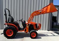Traktor Kubota B23-01 21HP Terlaris Dengan Lampiran Pemuat Depan / Beli Traktor Mini Kubota Diesel Asli