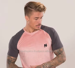 T-shirt pour homme en tissu suédé, coupe ajustée, col rond, manches courtes raglan, respirant, ourlet incurvé, pour cet été - Product Image 3