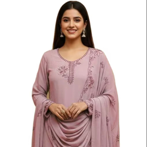 Dhwaja Export – Nouveauté : Ensemble pakistanais décontracté pour femme en georgette épaisse brodée, séchage rapide, idéal pour la vente en gros - Product Image 1