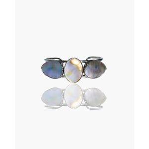 กำไลข้อมือมุกมาเบสามเม็ดแบบไม่เรียงแถวสองเส้น - Product Image 1
