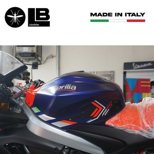 Autocollants 3D personnalisés pour moto Aprilia RS 660 2020-2025, protections latérales de réservoir - Product Image 5