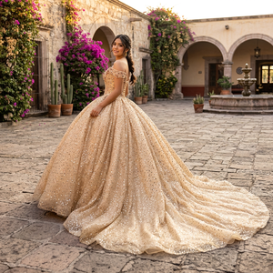 Vestido de Quinceañera de Lujo 1548, Dorado, con Cuentas, Apliques de Cristal, Estilo Princesa, Largo hasta el Suelo, con Corsé, para Chicas de 15 Años - Product Image 1