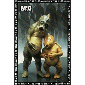 Carte postale Hommes en noir en résine - Product Image 1