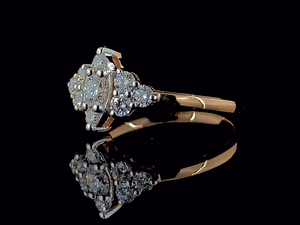 Bague de fiançailles en diamant de laboratoire de 0,75 CTW, coupe marquise, certifiée SGL, or massif 14 carats - Product Image 3