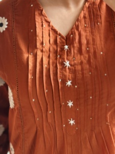 ชุดเสื้อผ้าชนเผ่าสำหรับผู้หญิงคอลเลกชันแบบดั้งเดิมผู้ผลิตขายส่ง - Product Image 3