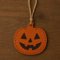 Ornements d'Halloween en cuir faits à la main en forme de citrouille, d'araignée, de chapeau de sorcière, de chauve-souris, de fantôme et de chat, breloques suspendues, décoration de fête et cadeaux de vacances