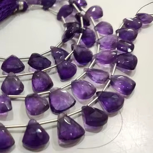 Cuentas de amatista Natural Briolette con forma de Trillian, 8 pulgadas de largo, 10-15mm, gran calidad, púrpura, vendido por hebra para uso de pulsera - Product Image 1
