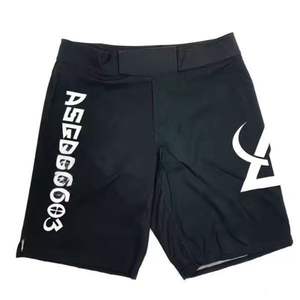 กางเกงขาสั้นผู้ชายน้ำหนักเบาเป็นมิตรกับสิ่งแวดล้อม MMA สำหรับออกกำลังกายในยิมกางเกงขาสั้นผ้าโพลีเอสเตอร์สีพื้นสไตล์ฮิปฮอป - Product Image 3