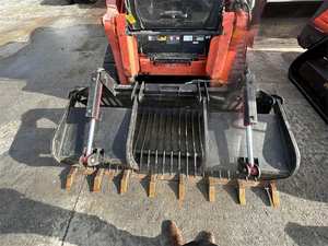 Kubota-Cargador de orugas compacto para trabajos exigentes - Product Image 6