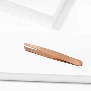 Pince à épiler à sourcils personnalisée professionnelle outils de beauté en acier inoxydable faits à la main Extension de pointe oblique équipement de travail de haute qualité - Product Image 5