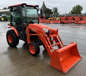 Tracteur LX2610HSDC 2022 - Puissance compacte avec confort tout temps - Product Image 1