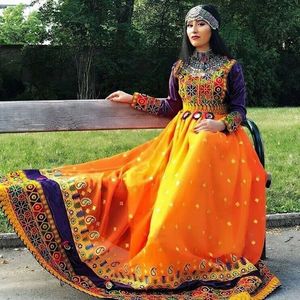 Nouveau dernier modèle Vente à chaud pour femmes robes afghanes KUCHI au tarif de gros idéal pour les robes de mariage et de soirée - Product Image 3