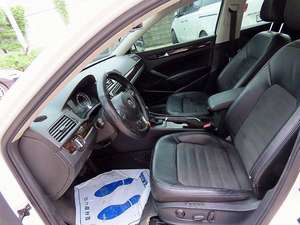 Volkswagen Passat 2015 en Buen Estado, Auto Usado Coreano en Venta, 300auto Export - Product Image 3