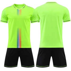 Uniforme de fútbol personalizado de alta calidad OEM, nuevo modelo de camiseta y camiseta de fútbol transpirable, conjunto de estilo de sublimación - Product Image 5