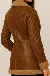 เสื้อแจ็คเก็ตบอมเบอร์หนังแท้สำหรับผู้ชาย คอตั้ง โลโก้ด้านหน้า คุณภาพสูง สำหรับฤดูหนาว - Product Image 6