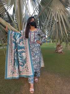 Impexpo Dernière collection de vêtements d'hiver pour femmes prêts à porter en tissu Karandi avec impression numérique Salwar Kameez - Product Image 5