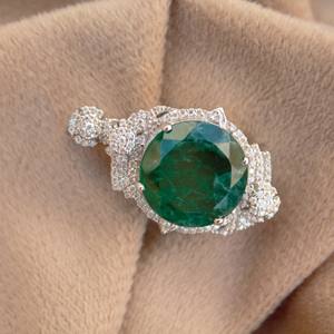 จี้เพชรโมอิสสีเงินและสีเขียวมรกตประดับห้องแล็บสุดหรูของ925 - Product Image 1