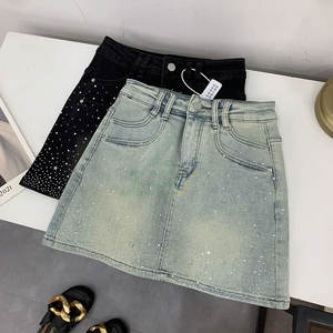 Jupe en jean midi droite vintage à taille naturelle, ornée de strass, respirante, séchage rapide, tendance mode été pour femme - Product Image 4