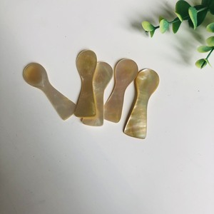 Mini cuillère à Caviar jaune nacre 6cm, pas cher, vente en gros, cuillère à coquillage écologique, ensemble de vaisselle avec Logo personnalisé - Product Image 5