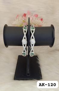 Bracelets AD uniques faits à la main belle tenue de mariée pour les occasions spéciales des femmes comme le mariage ensemble de bijoux à la mode - Product Image 5