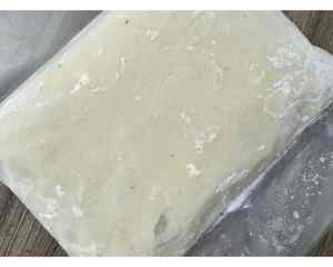 High Quality Frozen Soursop Paste Vietnam Origin for Food Manufacturing and Smoothie Brands Frozen Soursop Paste Supply - Product Image 1