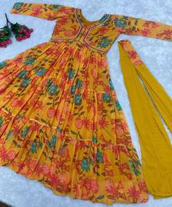 Fashion Fusion: estilo pakistaní Salwar Kameez: fusión de estilos tradicionales y modernos, creando una moda elegante y elegante - Product Image 4