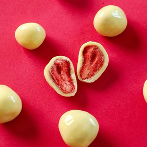 Dragées de fraises lyophilisées de haute qualité enrobées de chocolat blanc, friandise sucrée premium, emballage en vrac - Product Image 4