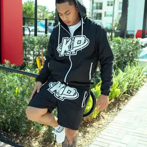 Survêtement en satin pour hommes unisexe ensemble deux pièces personnalisé ODM offre spéciale veste et short coupe-vent courts pour le printemps - Product Image 2