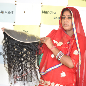 ผมต่อผมมนุษย์หยักศกแบบอินเดียขนาด13*4สีดำธรรมชาติไม่ผ่านกรรมวิธี100% - Product Image 1