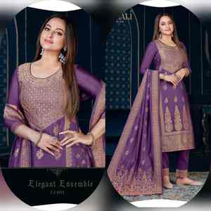 Vêtements ethniques attrayants Meilleur pantalon Kurti en tissu pur organza avec Dupatta et fournisseur de travail manuel d'Inde - Product Image 2