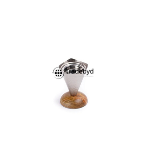 Brûleur Bakhoor en bois de qualité supérieure conçu pour les rituels et les célébrations parfait pour un usage quotidien ou un décor d'événement par Tradebyd - Product Image 3