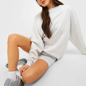 Ensemble deux pièces décontracté pour femmes, sweat-shirt et short en élasthanne/polyester uni, au-dessus du genou, confortable à porter - Product Image 3