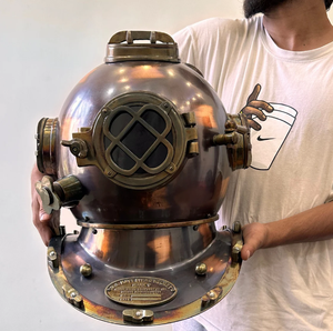 Casco de Buceo de Alta Calidad con Base de Madera ~ Casco Decorativo de Barco Marítimo, el Mejor Regalo, Súper Calidad - Product Image 1
