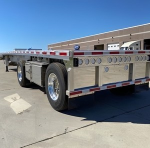 Remorque à plat à prix d'usine remorque de plate-forme de camion robuste de 15 tonnes vendant la meilleure qualité équipement de transport de marchandises en gros - Product Image 1