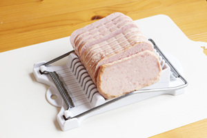 Japanese Stainless Steel Manual <b>Meat</b> <b>Slicer</b> for Hawaiian Luncheon <b>Meat</b> Musubi Fruit Vegetable Kitchen Cutter Gadgets Accessories - Product Image 5