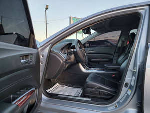 Utilisé 2015 A * cura TLX V6 w/Tech - Product Image 2