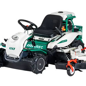 Débroussailleuse autoportée Orec Rabbit RM982F 4x4 V-Twin d'occasion avec transmission hydrostatique à vendre - Product Image 4