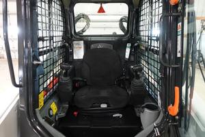 Cargadora Compacta Diesel T770 2025, Cargadora Frontal sobre Orugas, Motor con Cojinete de Motor, Bomba Huade, PLC de Alta Eficiencia, 2 Años de Garantía - Product Image 2