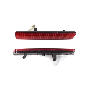 Reflector de Parachoques Trasero BSP964 Izquierdo Derecho 51810677 51810678 para Doblo MK2 Combo D - Product Image 1
