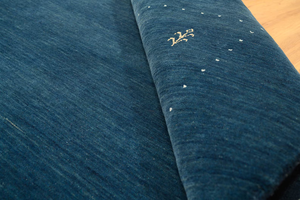 พรมขนแกะสีน้ำเงินแบบกาเบห์ พรมชนเผ่าทอมือ พรมปูพื้นขนนุ่ม ตกแต่งบ้านแสนสบาย แอดิเลด - Product Image 6