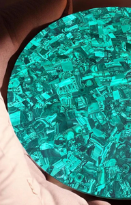 Pierre précieuse labradorite faite à la main, verte, décoration de luxe pour la maison, objet de table avec un design d'amour - Product Image 2