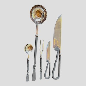 Ensemble de couverts en métal forgé à la main de créateur de qualité supérieure à bas prix pour les restaurants et les hôtels - Product Image 1